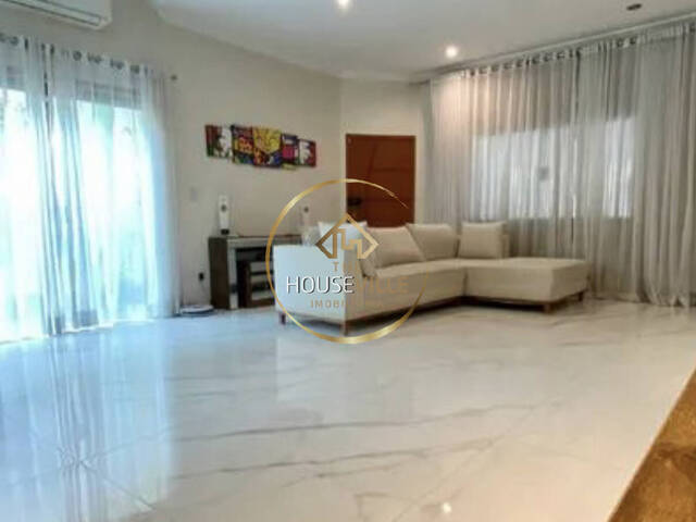 Casa para Venda em São José dos Campos - 2