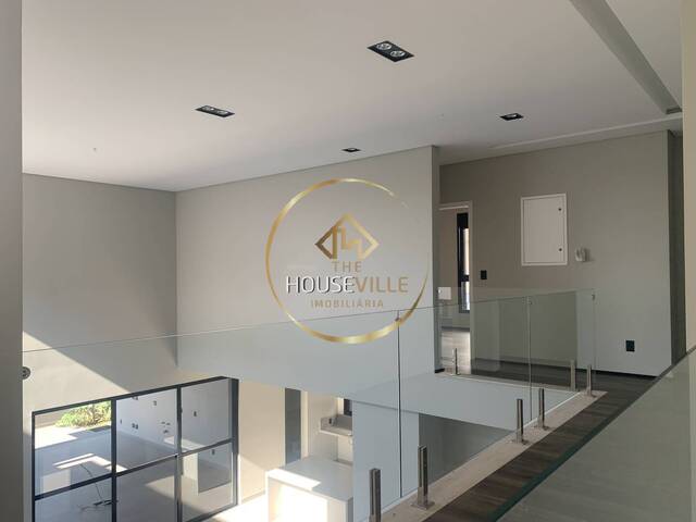 Casa para Venda em São José dos Campos - 4