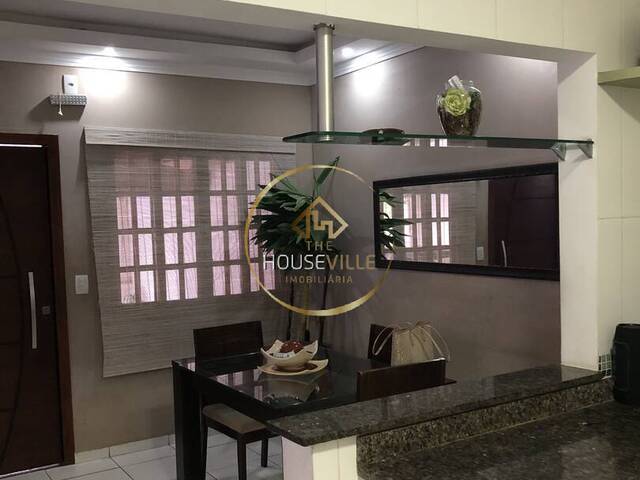 Casa para Venda em São José dos Campos - 5