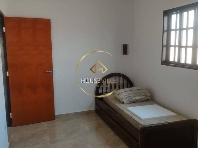 Casa para Venda em São José dos Campos - 4