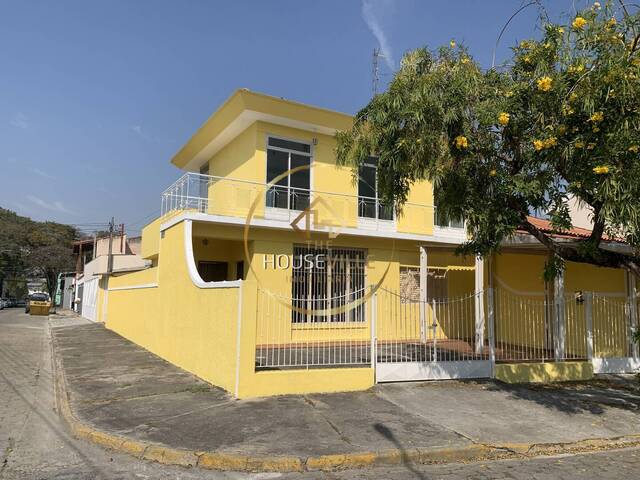 #SO1362 - Casa para Venda em Jacareí - SP