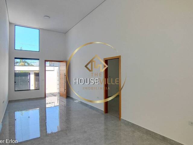 #1404 - Casa para Venda em Caraguatatuba - SP - 1