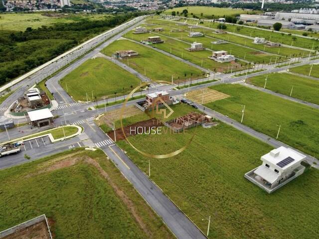 Área para Venda em São José dos Campos - 5
