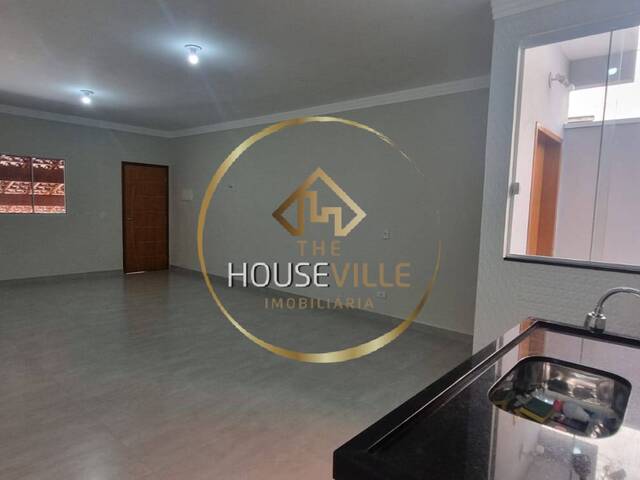 #1435 - Casa para Venda em São José dos Campos - SP