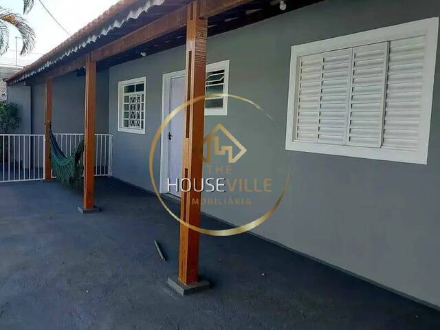 Casa para Venda em São José dos Campos - 3