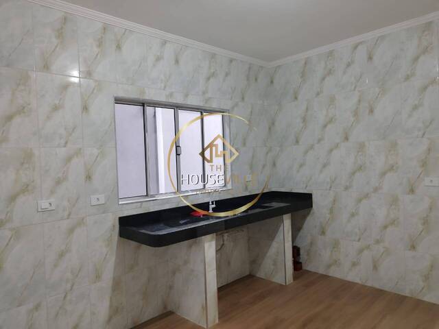 Casa para Venda em São José dos Campos - 4