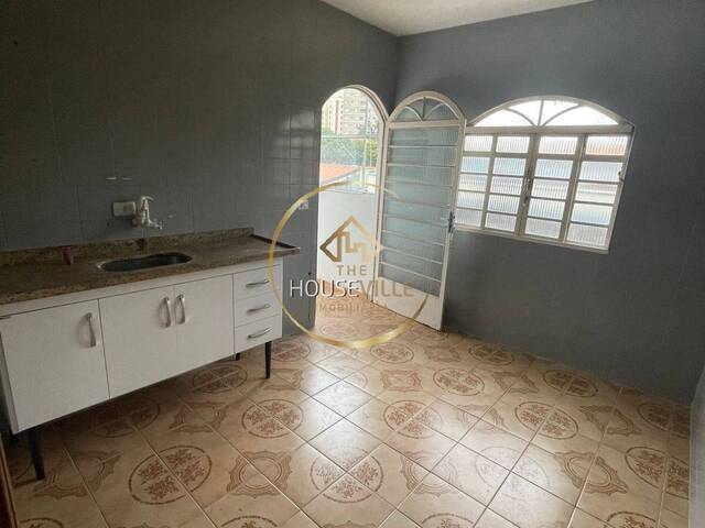 Casa para Venda em São José dos Campos - 4