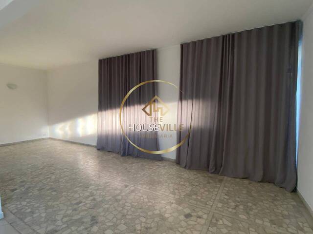 Casa para Venda em São José dos Campos - 3