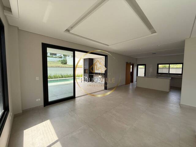 Casa em condomínio para Venda em São José dos Campos - 2