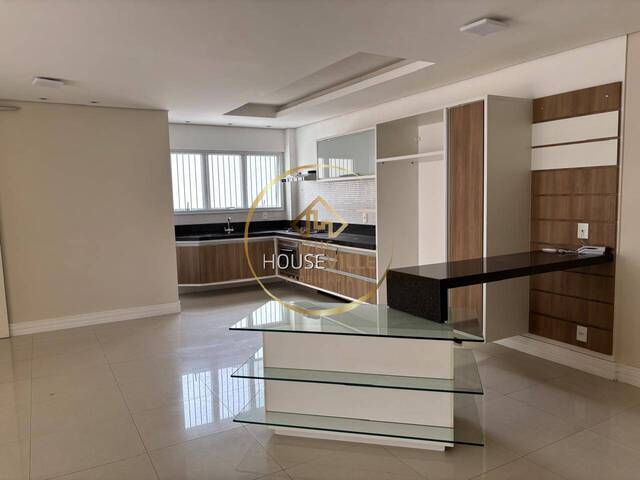 Apartamento para Venda em São José dos Campos - 2