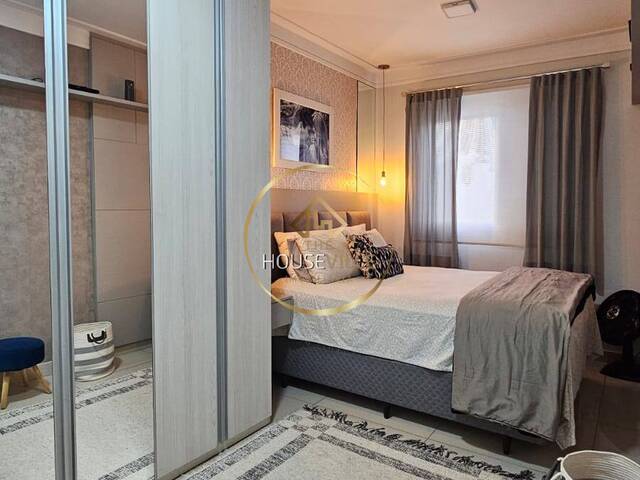Apartamento para Venda em São José dos Campos - 5