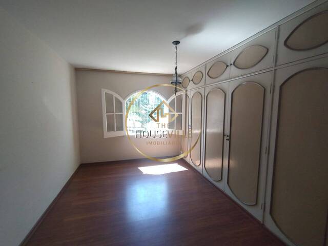 Casa para Venda em São José dos Campos - 4