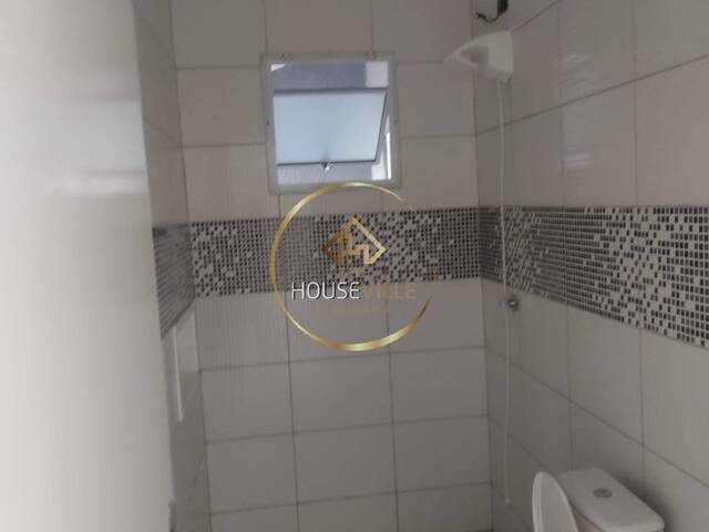 Casa para Venda em São José dos Campos - 4
