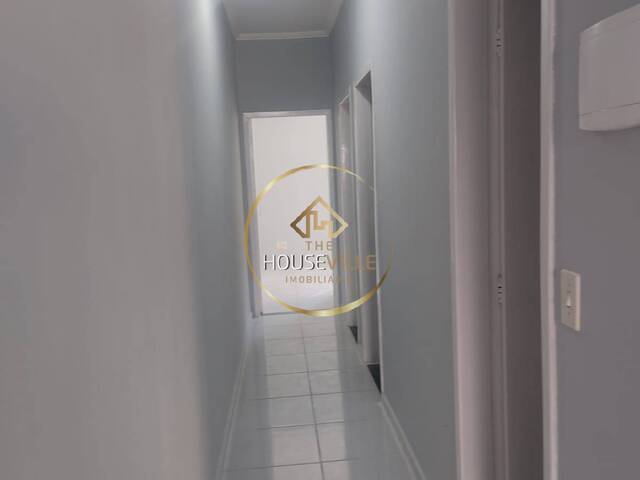Casa para Venda em São José dos Campos - 3