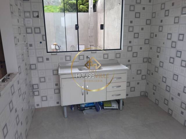 Casa para Venda em São José dos Campos - 4