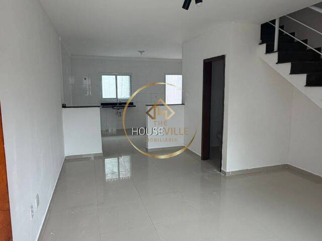 #1583 - Casa para Venda em Caraguatatuba - SP - 2