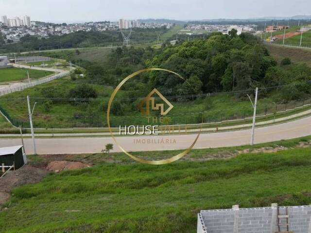 #1604 - Área para Venda em São José dos Campos - SP - 1