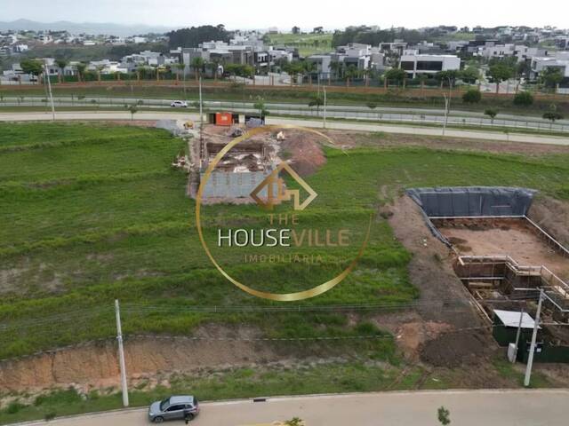 #1604 - Área para Venda em São José dos Campos - SP - 2