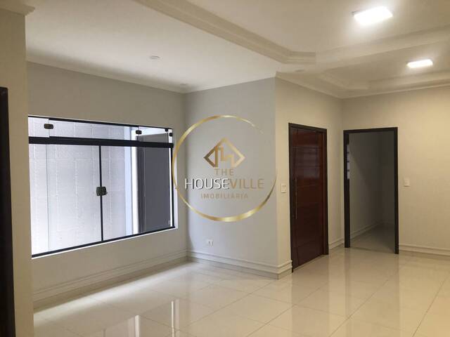 Casa para Venda em São José dos Campos - 2