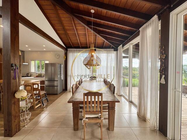 Casa para Venda em Santana de Parnaíba - 3