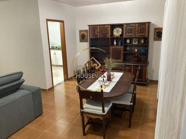 Casa para Venda em São José dos Campos - 2