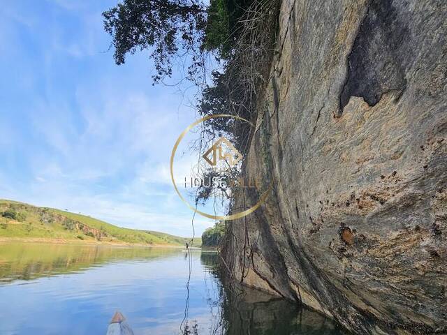 Terreno para Venda em Jambeiro - 4