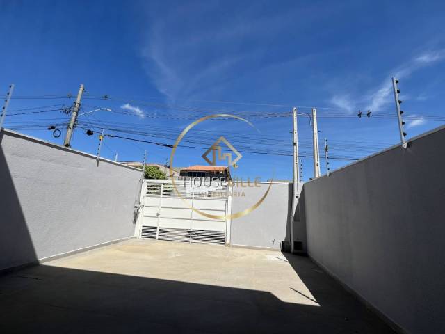 Casa para Venda em São José dos Campos - 2