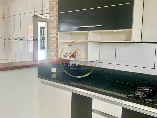 Casa para Venda em São José dos Campos - 3