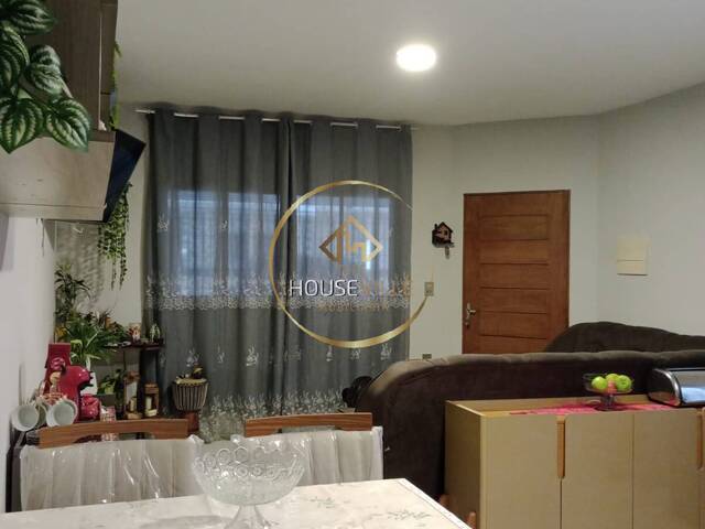 Casa para Venda em São José dos Campos - 2