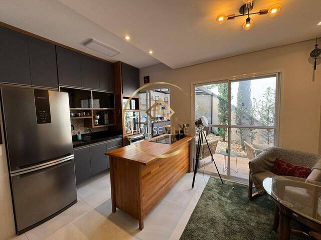 Casa para Venda em São José dos Campos - 4