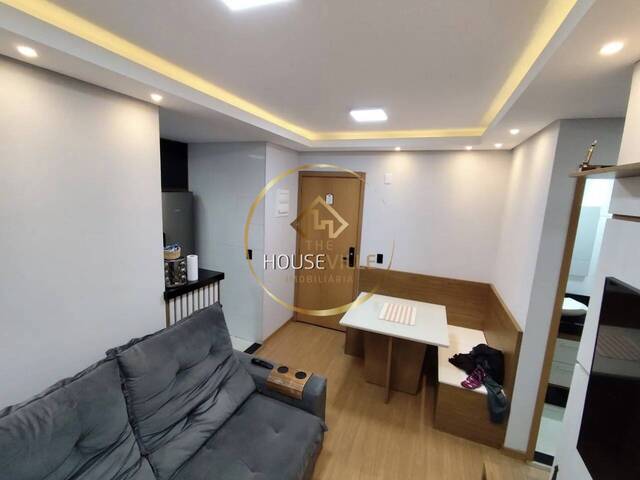 Apartamento para Venda em São José dos Campos - 2