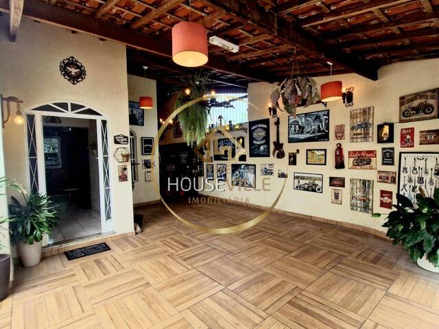 Casa para Venda em São José dos Campos - 4