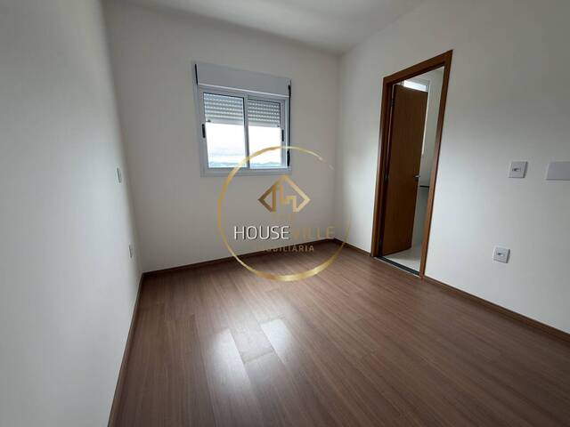 Apartamento para Venda em São José dos Campos - 4