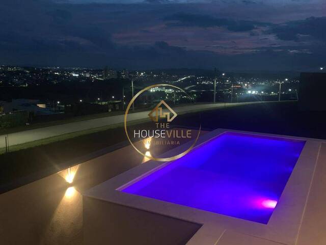 Casa para Venda em São José dos Campos - 3