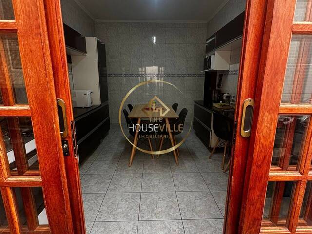 Casa para Venda em São José dos Campos - 3