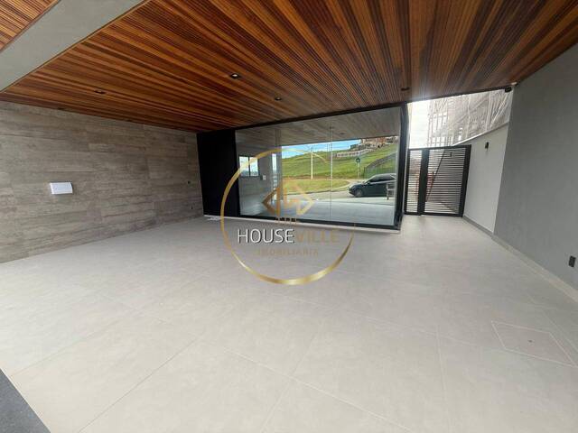 Casa para Venda em São José dos Campos - 2