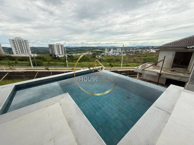 Casa para Venda em São José dos Campos - 4