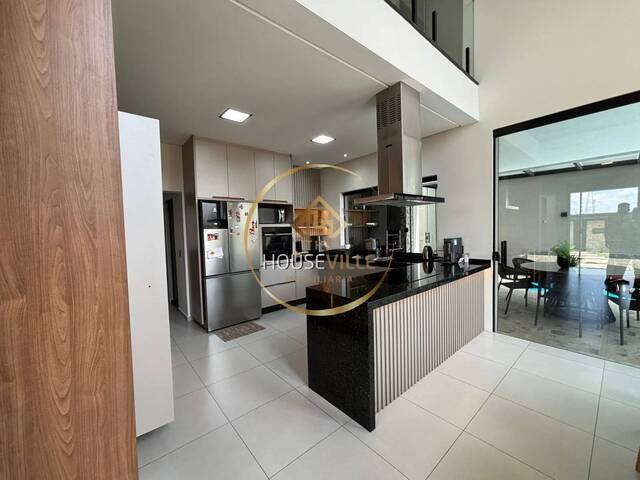 Casa em condomínio para Venda em São José dos Campos - 2