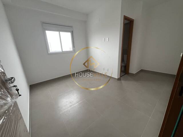 Apartamento para Venda em São José dos Campos - 4