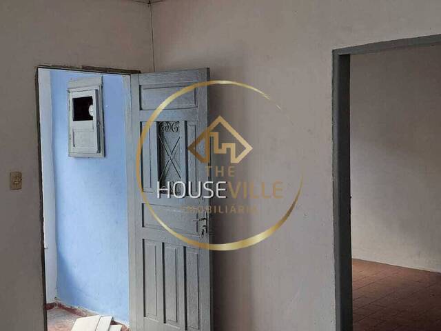 Casa para Venda em São José dos Campos - 3