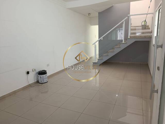 Casa para Venda em São José dos Campos - 4