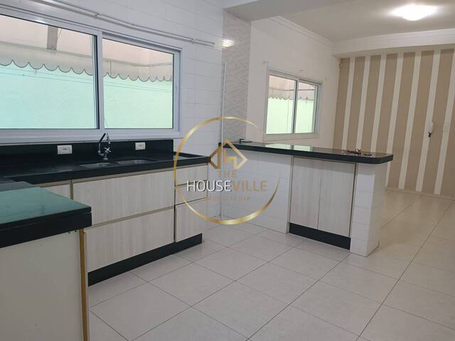 Casa para Venda em São José dos Campos - 2