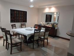 Casa para Venda em São José dos Campos - 2