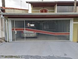 Casa para Venda em São José dos Campos - 3