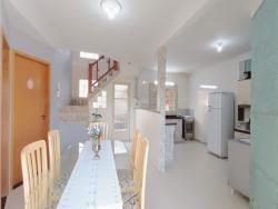 Casa para Venda em São José dos Campos - 3