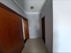 Casa para Venda em São José dos Campos - 4