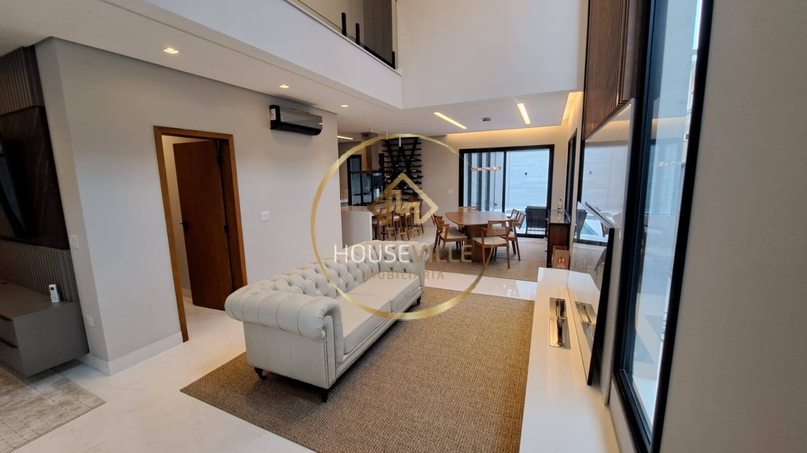 Casa de Condomínio à venda com 4 quartos, 270m² - Foto 3