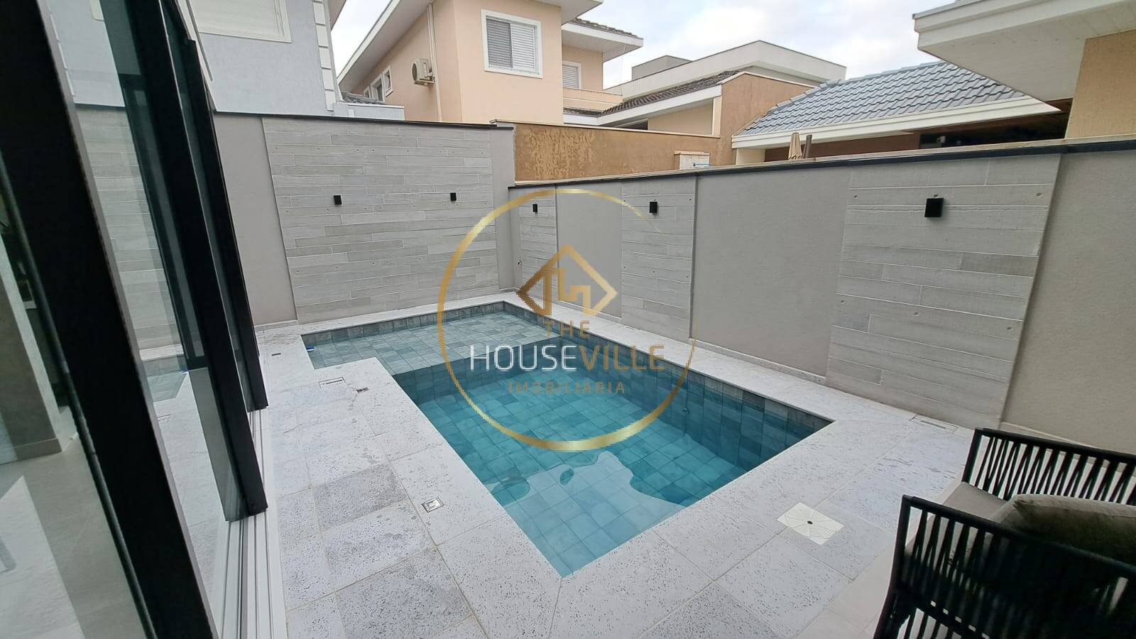 Casa de Condomínio à venda com 4 quartos, 270m² - Foto 12