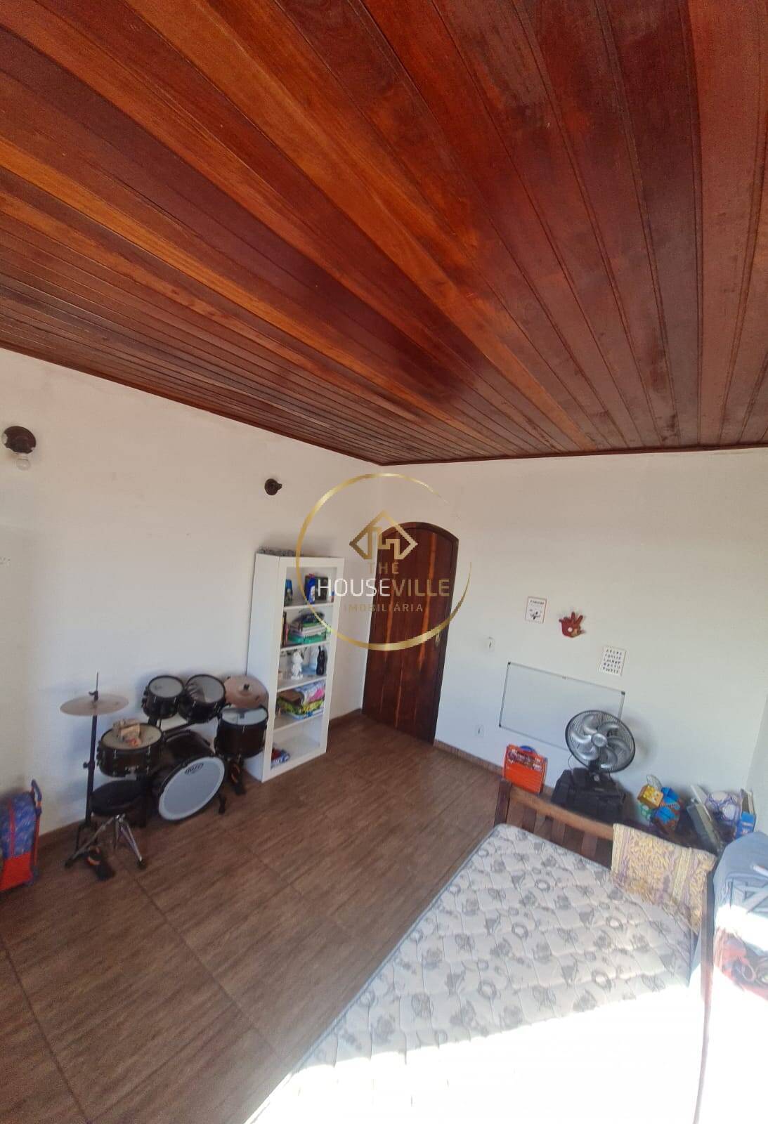 Casa à venda com 2 quartos, 160m² - Foto 11