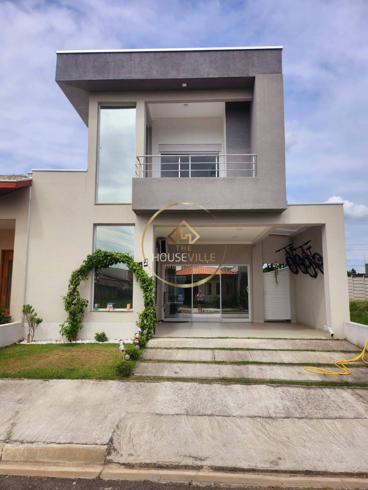 Casa de Condomínio à venda com 3 quartos, 171m² - Foto 1